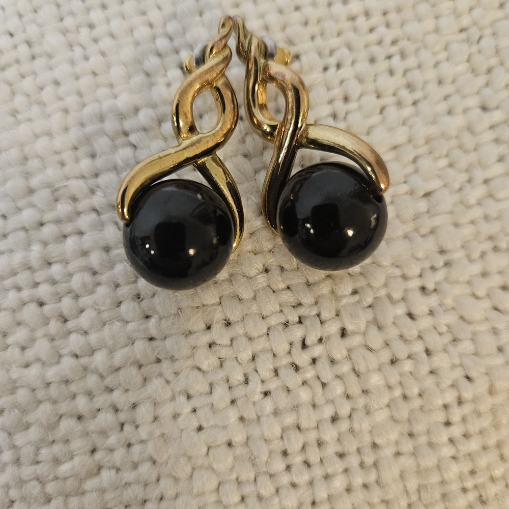 Elegant Goldtone  and Dark Brown Earrings